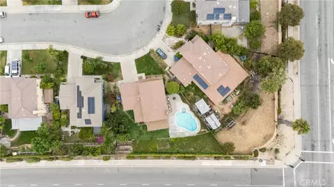 View/Area - 295 E Carol, San Bernardino, CA 92408 photo 9 of 10