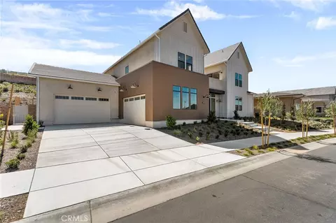 Exterior - 32345 Daybrook Ter, Temecula, CA 92591 photo 4 of 9