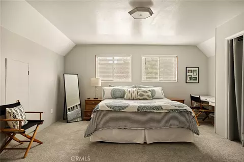 Bedroom - 435 Riviera Dr, Lake Arrowhead, CA 92352 photo 4 of 10