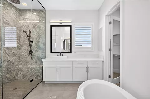 Bath - 39724 Larkspur Ter, Temecula, CA 92591 photo 1 of 6