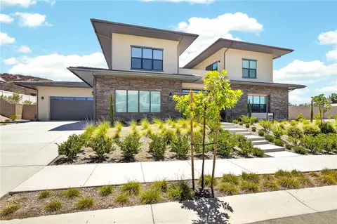 Exterior - 39724 Larkspur Ter, Temecula, CA 92591 photo 3 of 8