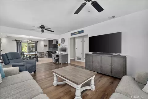 609 Cardinal Ln, Redlands, CA 92374 photo 8