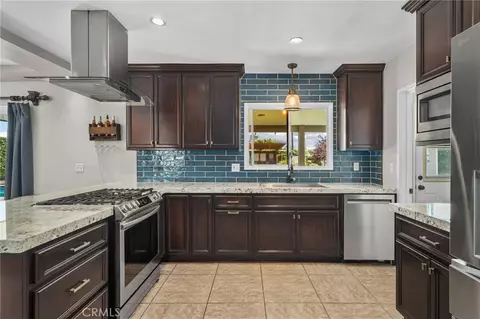 609 Cardinal Ln, Redlands, CA 92374 photo 13