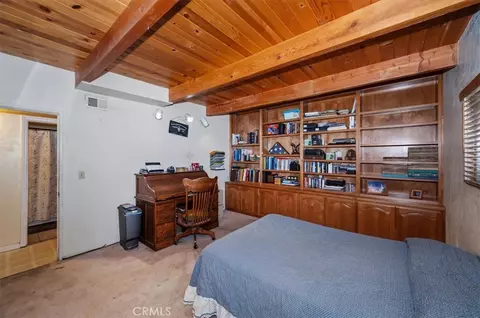 Bedroom - 31175 All Vw, Running Springs, CA 92382 photo 4 of 5