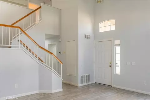 Entry Way - 501 Redding Way, Perris, CA 92570 photo 3 of 4