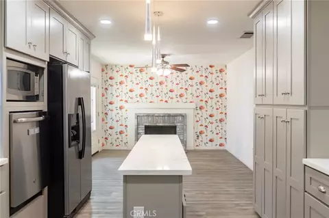 Entry Way - 501 Redding Way, Perris, CA 92570 photo 1 of 4