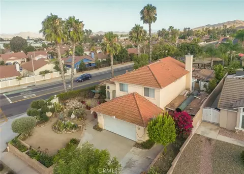 View/Area - 501 Redding Way, Perris, CA 92570 photo 4 of 6