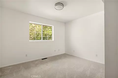 Bedroom - 30930 Glen Oak, Running Springs, CA 92382 photo 4 of 5