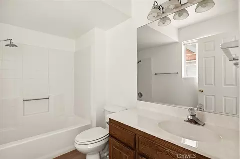 Bath - 30930 Glen Oak, Running Springs, CA 92382 photo 2 of 2