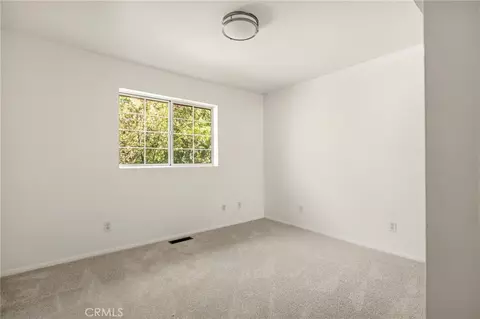 Bedroom - 30930 Glen Oak, Running Springs, CA 92382 photo 4 of 5