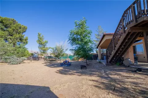 Exterior - 8899 Camphor Ave, Hesperia, CA 92345 photo 11 of 17