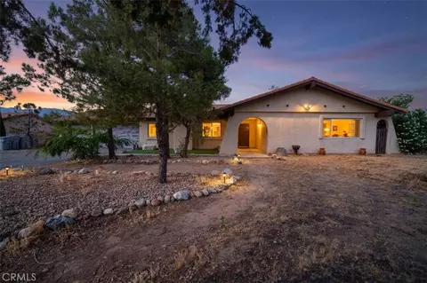 8899 Camphor Ave, Hesperia, CA 92345