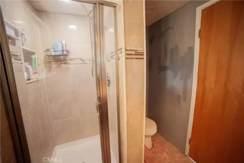 Bath - 8899 Camphor Ave, Hesperia, CA 92345 photo 3 of 5
