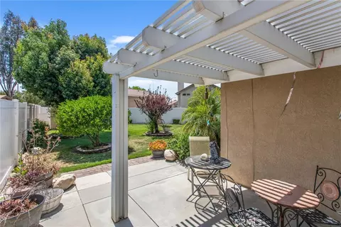 29201 Palm Vw, Highland, CA 92346 photo 18