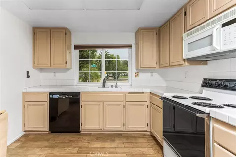 29201 Palm Vw, Highland, CA 92346 photo 8