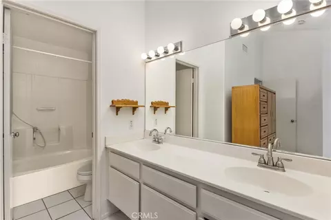 29201 Palm Vw, Highland, CA 92346 photo 17