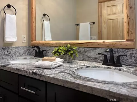 478 Cedar, Sugarloaf, CA 92386 photo 33
