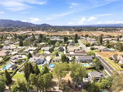 View/Area - 35624 Katona Ct, Yucaipa, CA 92399 photo 4 of 18