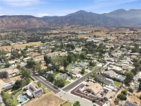 View/Area - 35624 Katona Ct, Yucaipa, CA 92399 photo 18 of 18