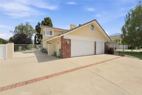 Exterior - 35624 Katona Ct, Yucaipa, CA 92399 photo 3 of 14