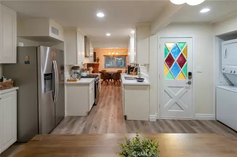 Entry Way - 640 Pyramid, Crestline, CA 92325 photo 1 of 2
