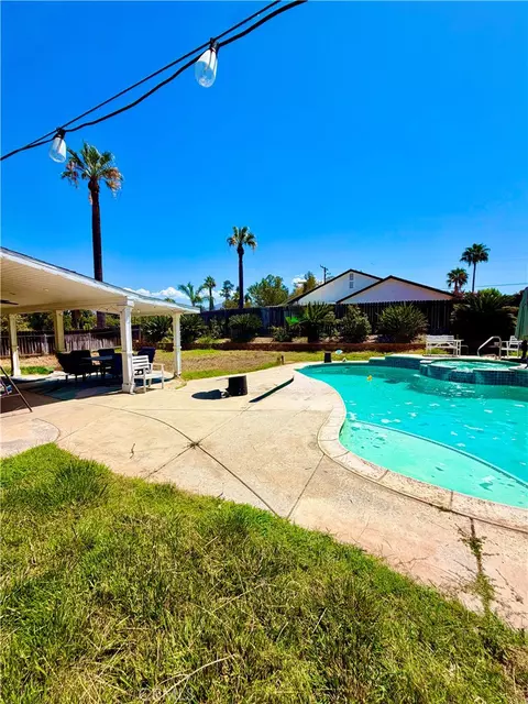 Exterior - 340 Mitchell, Redlands, CA 92374 photo 13 of 15