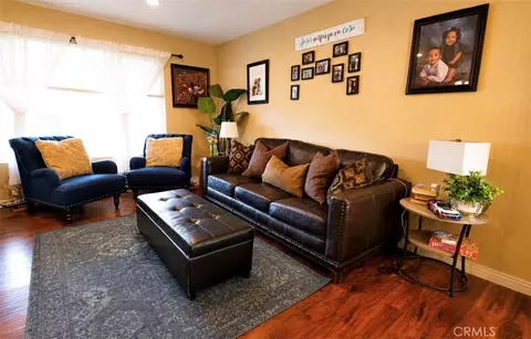 Living - 340 Mitchell, Redlands, CA 92374 photo 1 of 2