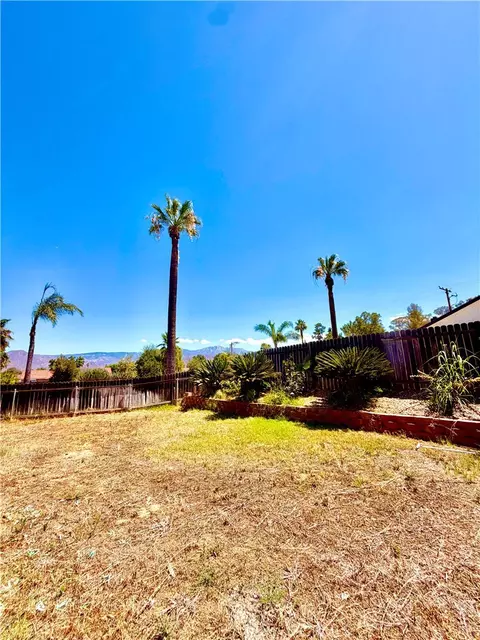 Exterior - 340 Mitchell, Redlands, CA 92374 photo 8 of 15