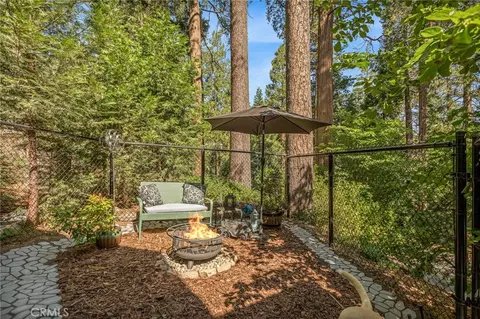 Exterior - 660 Spring Dr, Crestline, CA 92325 photo 6 of 10