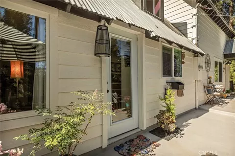 660 Spring Dr, Crestline, CA 92325 photo 2