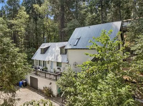 Exterior - 660 Spring Dr, Crestline, CA 92325 photo 10 of 10