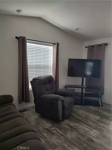 7484 Kickapoo, Yucca Valley, CA 92284 photo 10