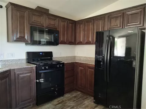 7484 Kickapoo, Yucca Valley, CA 92284 photo 3