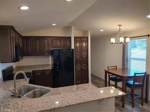 7484 Kickapoo, Yucca Valley, CA 92284 photo 29