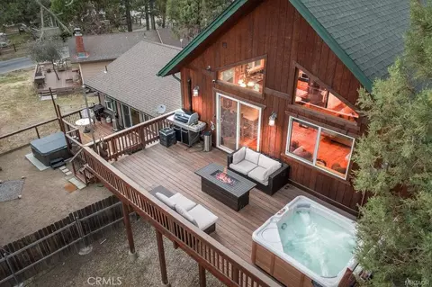 Exterior - 42741 Cougar Rd, Big Bear Lake, CA 92315 photo 2 of 10