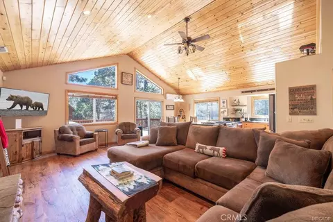 Living - 42741 Cougar Rd, Big Bear Lake, CA 92315 photo 3 of 3