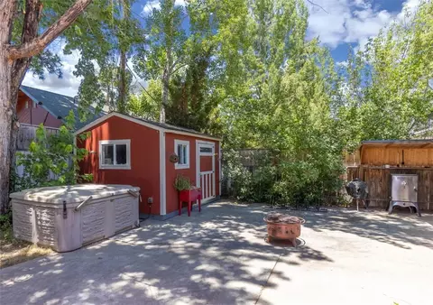 Exterior - 126 Eureka, Big Bear Lake, CA 92315 photo 6 of 10