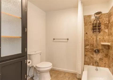 Bath - 126 Eureka, Big Bear Lake, CA 92315 photo 4 of 5