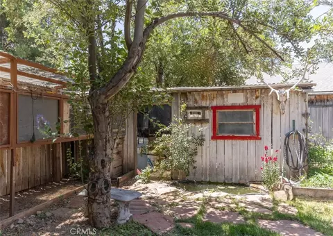 Exterior - 126 Eureka, Big Bear Lake, CA 92315 photo 9 of 10