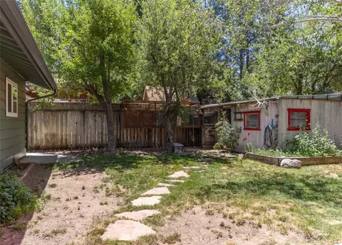 Exterior - 126 Eureka, Big Bear Lake, CA 92315 photo 8 of 10