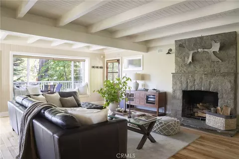 Living - 27780 Lakes Edge Rd, Lake Arrowhead, CA 92352 photo 1 of 1