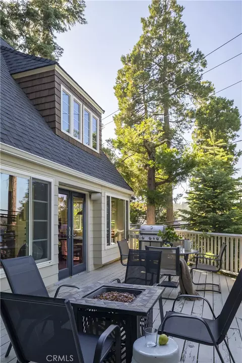 Exterior - 27780 Lakes Edge Rd, Lake Arrowhead, CA 92352 photo 3 of 3