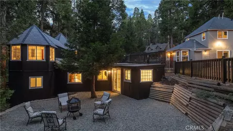 Exterior - 308 Cedarbrook Dr, Twin Peaks, CA 92391 photo 2 of 17