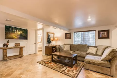 Living - 308 Cedarbrook Dr, Twin Peaks, CA 92391 photo 1 of 2
