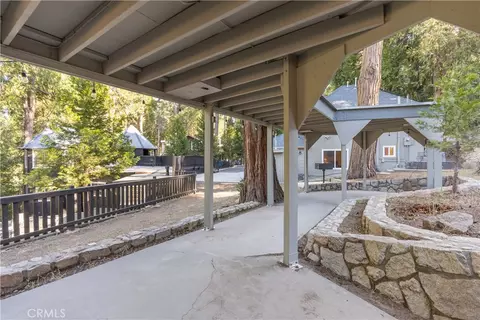 Exterior - 308 Cedarbrook Dr, Twin Peaks, CA 92391 photo 10 of 17