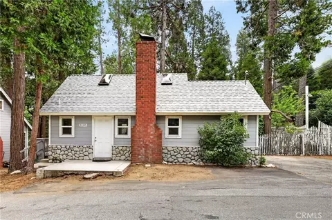 23385 Kay Rd, Crestline, CA 92325