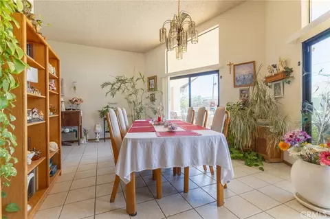 Dining - 16058 Venango, Apple Valley, CA 92307 photo 6 of 6