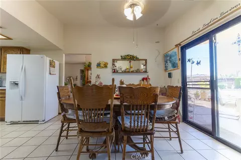Dining - 16058 Venango, Apple Valley, CA 92307 photo 1 of 6