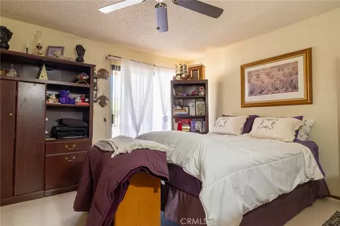 Bedroom - 16058 Venango, Apple Valley, CA 92307 photo 3 of 4