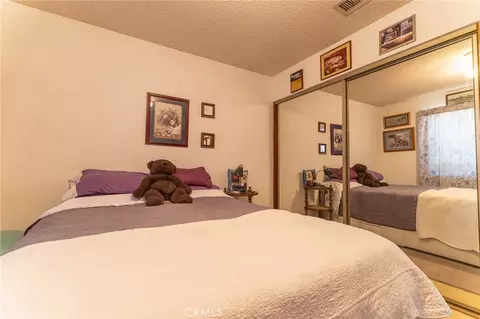 Bedroom - 16058 Venango, Apple Valley, CA 92307 photo 4 of 4